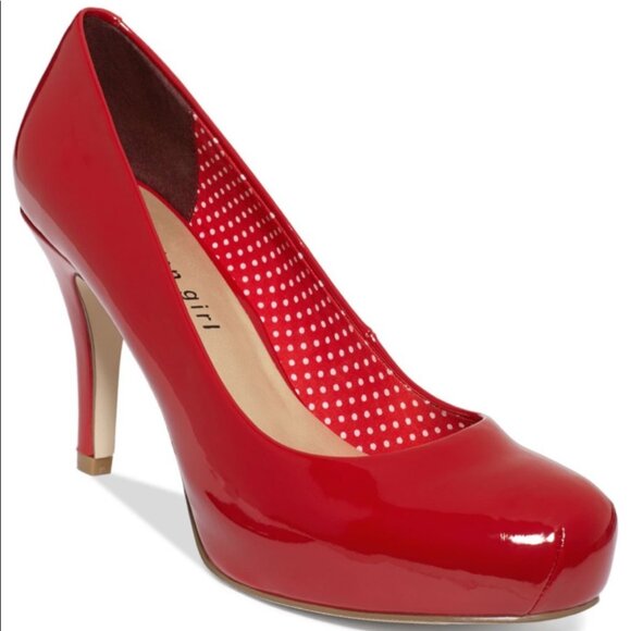 Madden Girl SZ 7.5 Getta Red High Heels Dressy Sexy Career Party Closet Staple - Picture 1 of 9